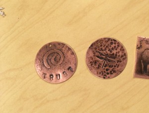 Sara Rose's circle pendants (Yoga Nature)